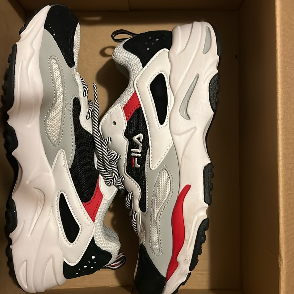 Brand new Fila Racer Shoes